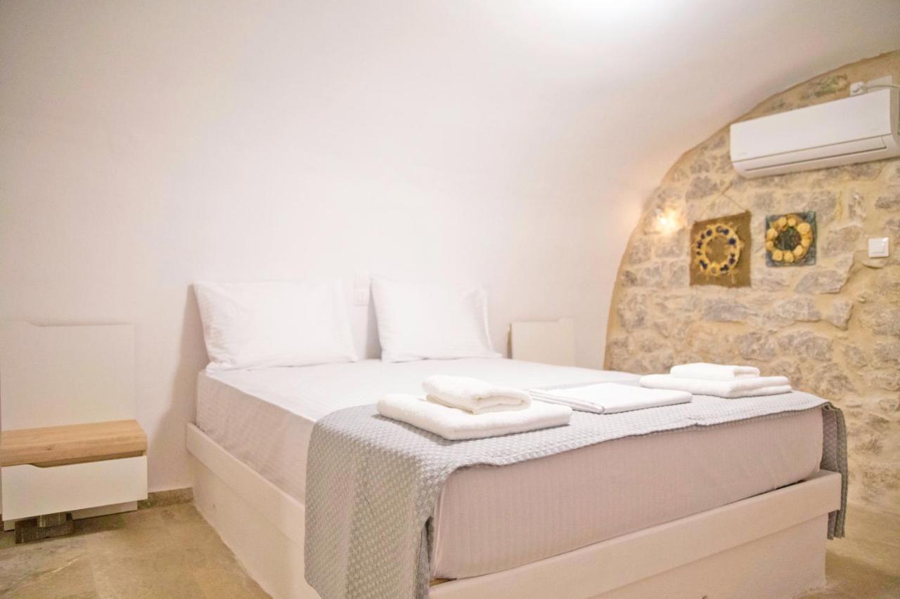 Areopolis Art Apartment Ngoại thất bức ảnh